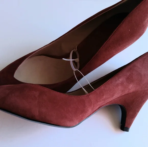 COPY - Zara Red Suede Shoes - Picture 6 of 10